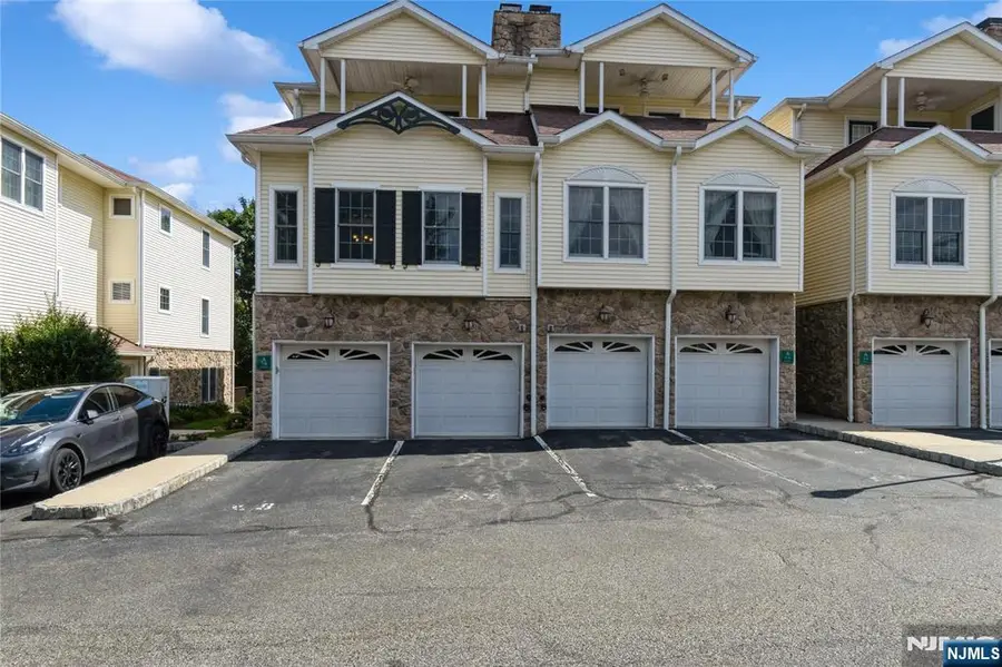 91 Roseland Avenue A8, Caldwell, NJ 07006 - Image #2