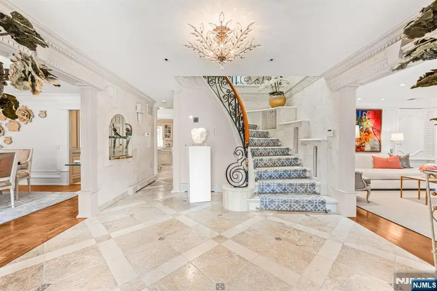 22 Fawn Drive, Montville, NJ 07045 - Image #2