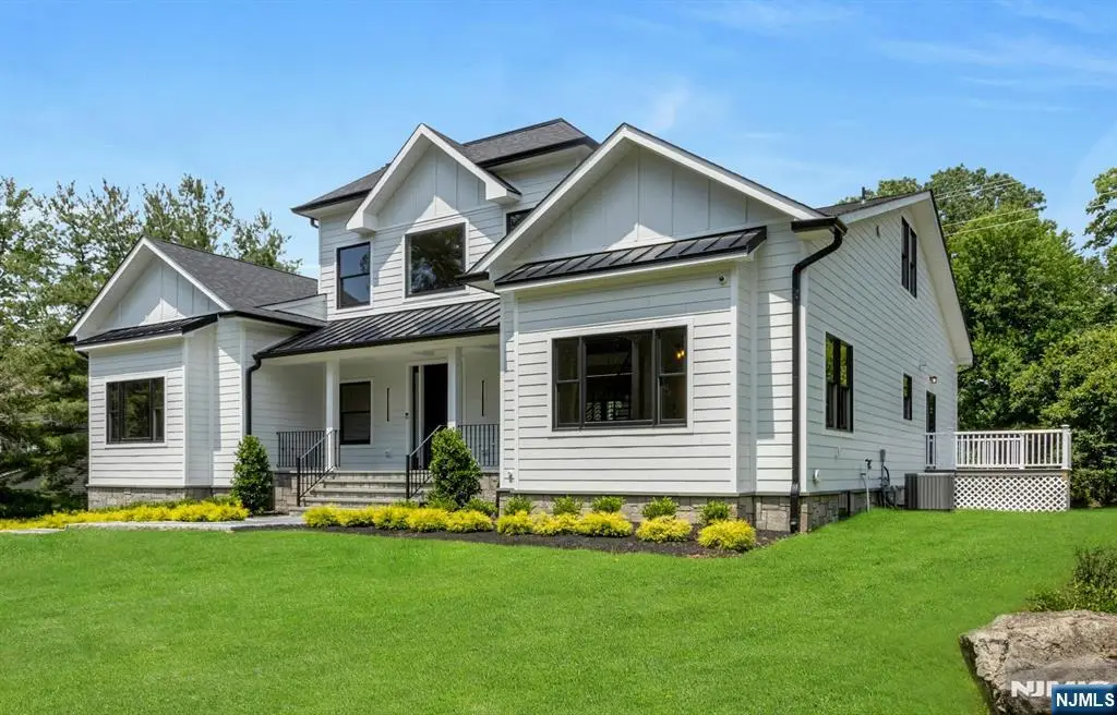 35 Lillian Court, Ramsey, NJ 07446 - Image #1