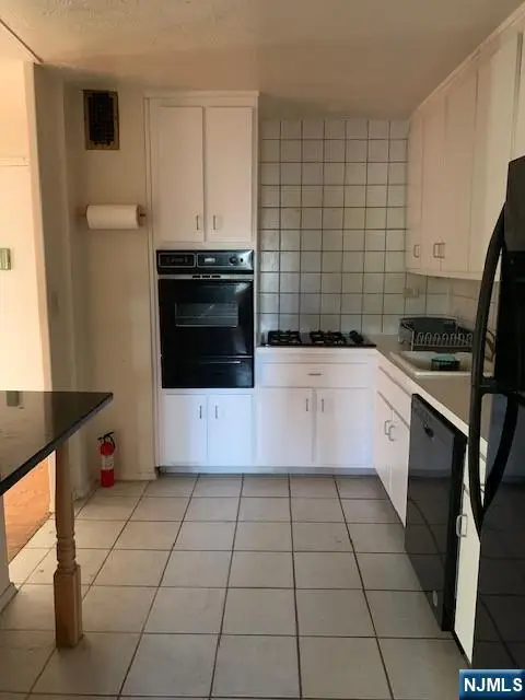 39 E 39th Street 2L, Paterson, NJ 07514 - Image #3