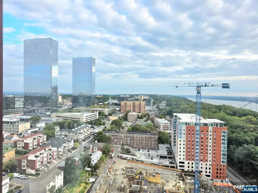 Address Withheld By Seller, Fort Lee, NJ 07024 - Image #2