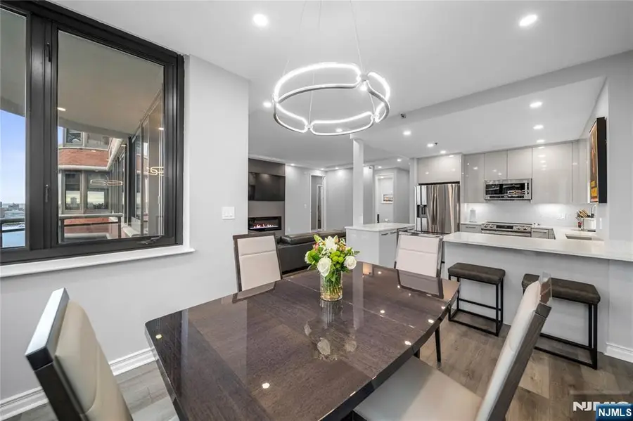 100 Carlyle Drive 12BS, Cliffside Park, NJ 07010 - Image #3