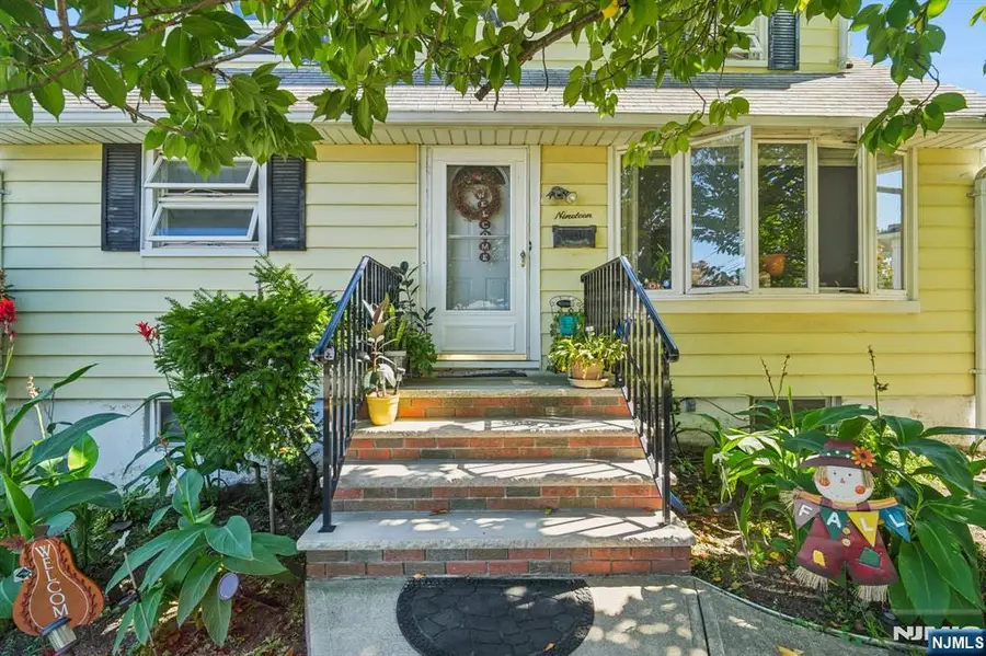 19 Mayfair Place, Clifton, NJ 07013 - Image #3