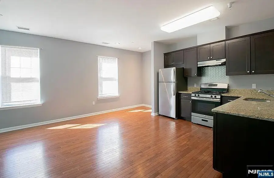 7 Myrtle Street 10, Bloomfield, NJ 07003 - Image #3