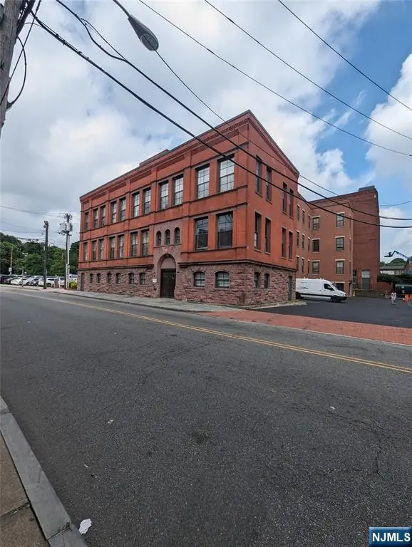 19 MARKET Street 405, Paterson, NJ 07501 - #2