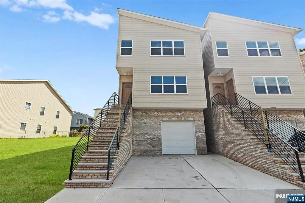 484 19th Street, Newark, NJ 07103 - #1