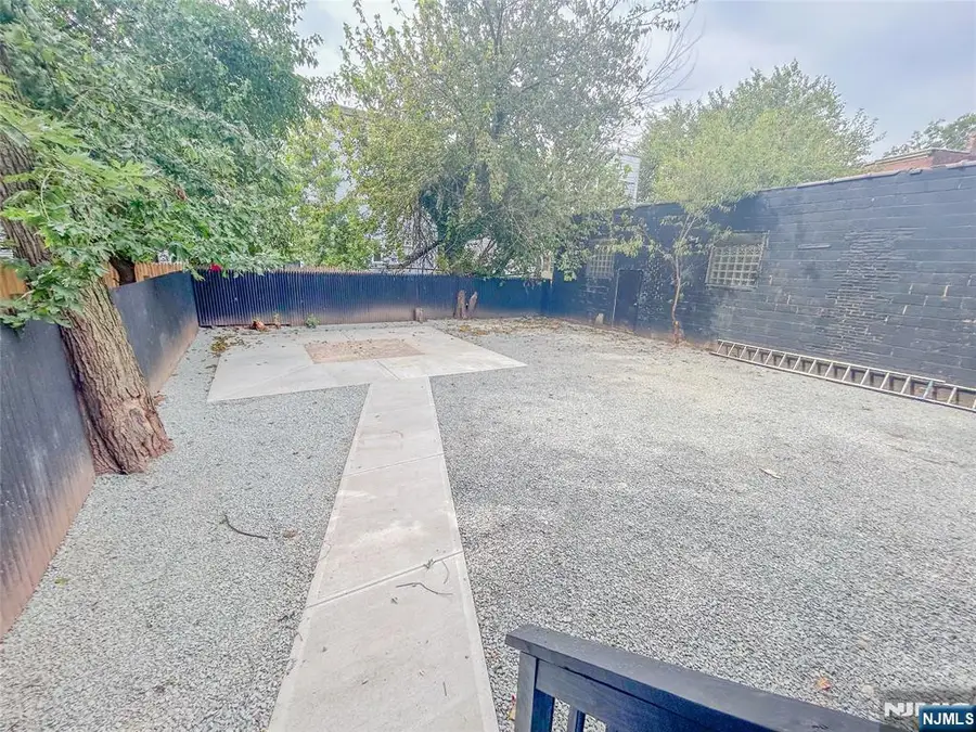 413 16th Street, Newark, NJ 07103 - Image #3