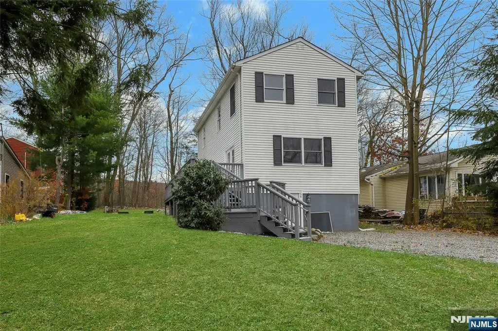 54 Race Track Drive, Upper Greenwood Lake, NJ 07421 - Image #1