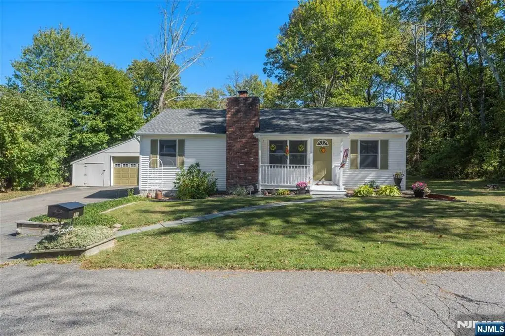 35 Vine Avenue, West Milford, NJ 07480 - #1