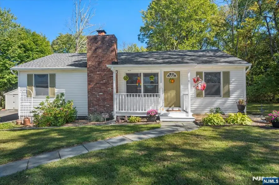 35 Vine Avenue, West Milford, NJ 07480 - #2