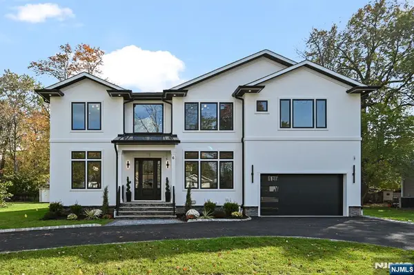 6 Sparrow Drive, Livingston, NJ 07039