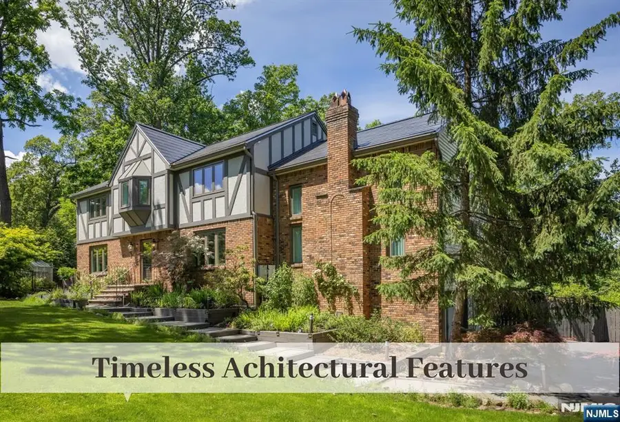 24 Red Rock Court, Ridgewood, NJ 07450 - #3