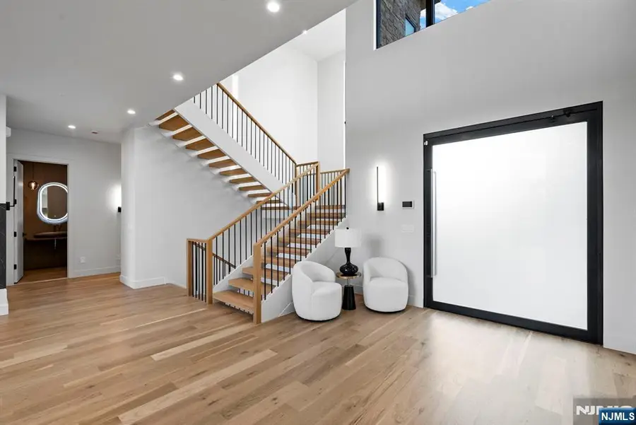 577 Floyd Street, Englewood Cliffs, NJ 07632 - #3