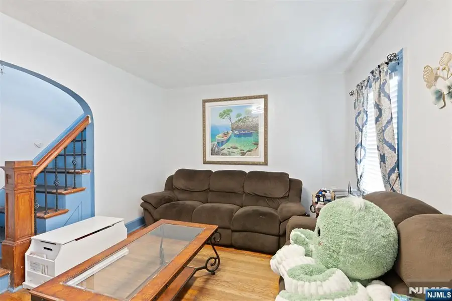 276 E 26th Street, Paterson, NJ 07514 - Image #2