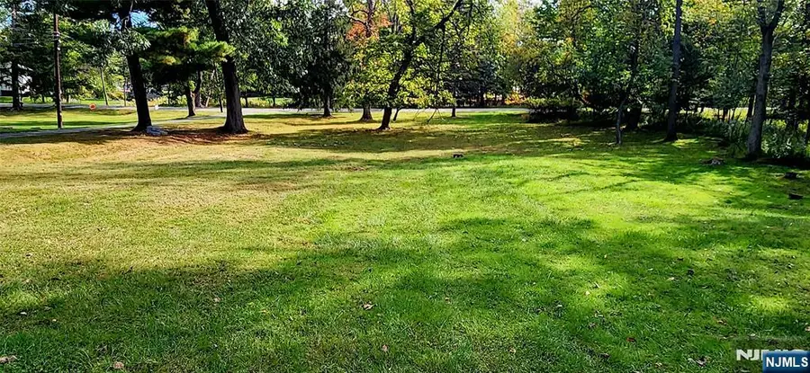 185 Wilmore Road, Little Falls, NJ 07424 - Image #2