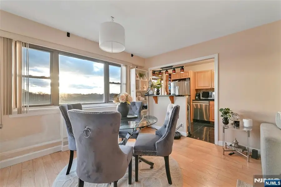 8800 Boulevard East 8D, North Bergen, NJ 07047 - Image #2