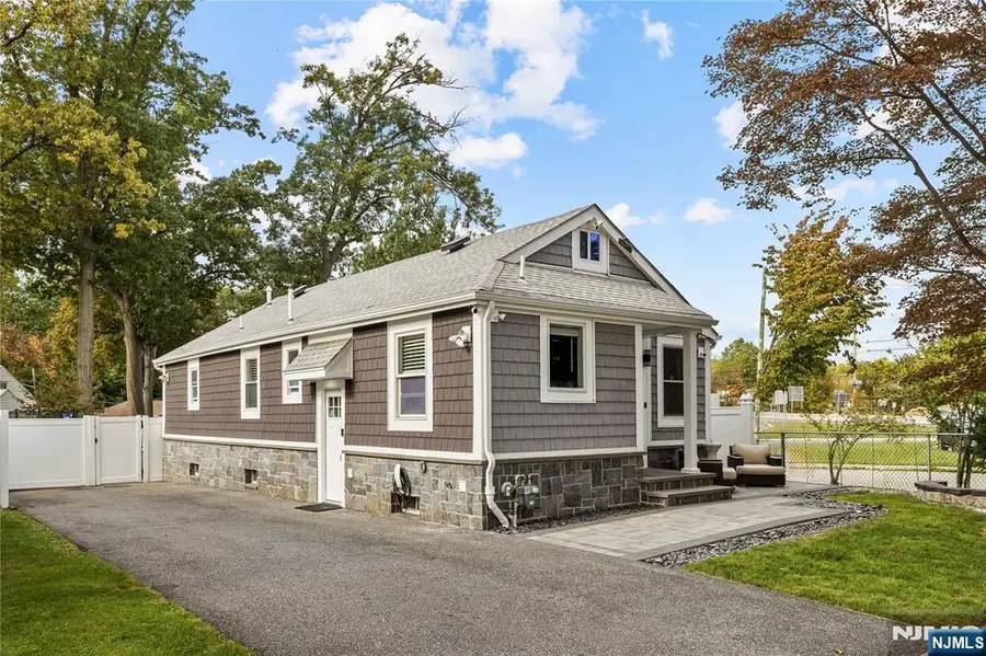 298 4th Avenue, Hawthorne, NJ 07506 - Image #3