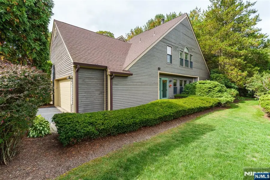 7 New Bedford Road H, West Milford, NJ 07480 - Image #3