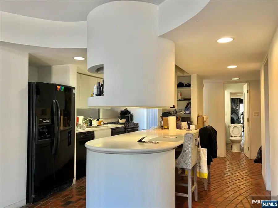 1273 16th Street 13, Fort Lee, NJ 07024 - Image #3