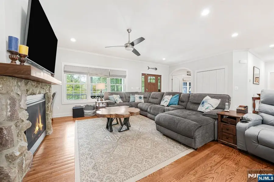 66 Taylortown Road, Montville, NJ 07045 - Image #2