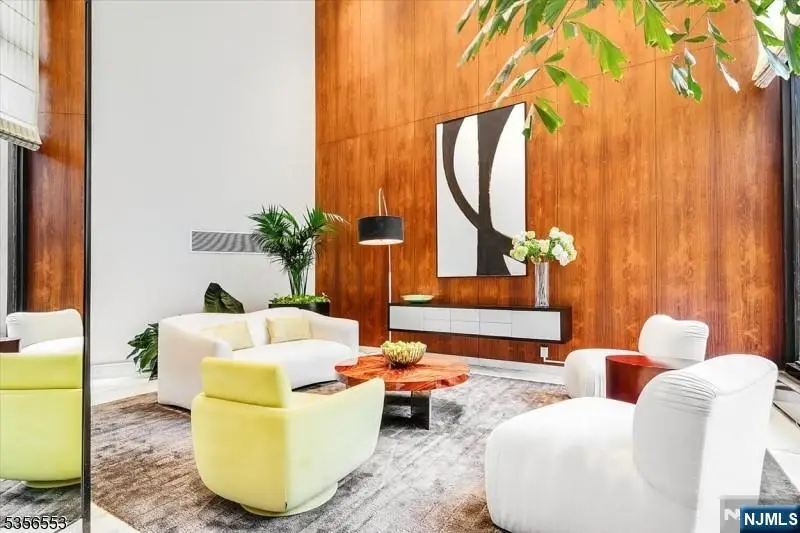 1 Claridge Drive 123, Verona, NJ 07044 - Image #3