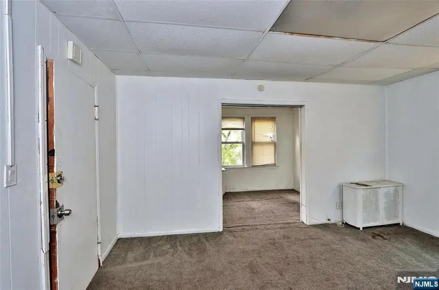 207-209 Hansbury Avenue, Newark, NJ 07112 - #3