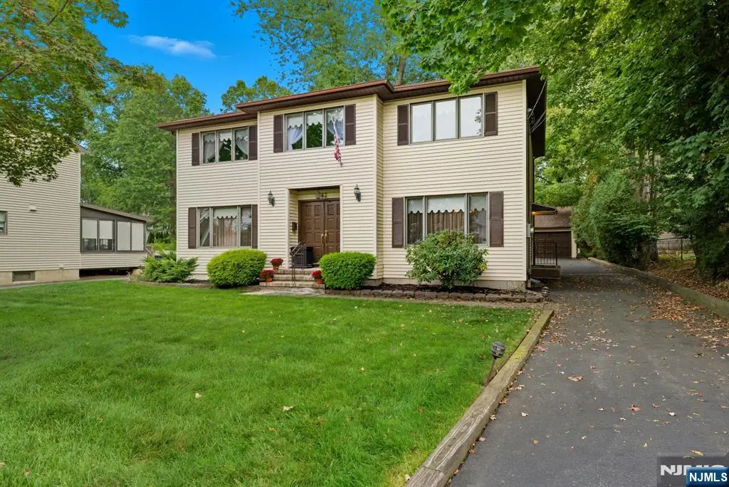 142 Central Avenue, West Caldwell, NJ 07006 - Image #1