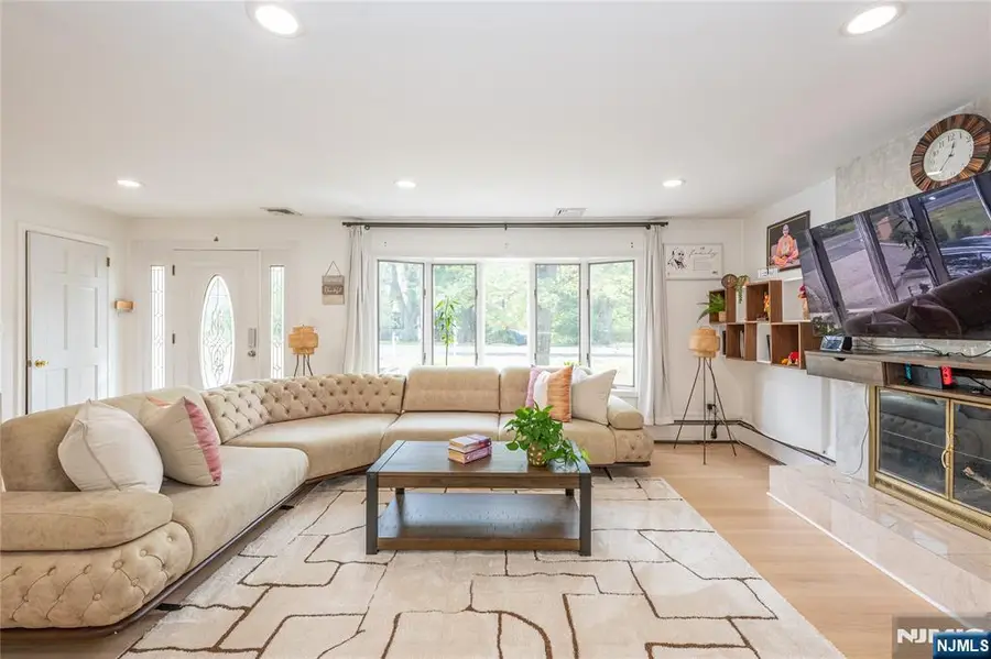 531 Mountain Avenue, North Caldwell, NJ 07006 - #3