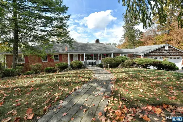 951 Berdan Avenue, Wayne, NJ 07470