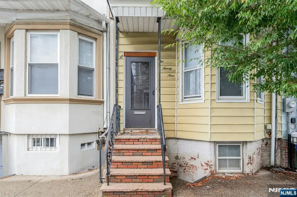 299 Elm Street, Newark, NJ 07105 - Image #1