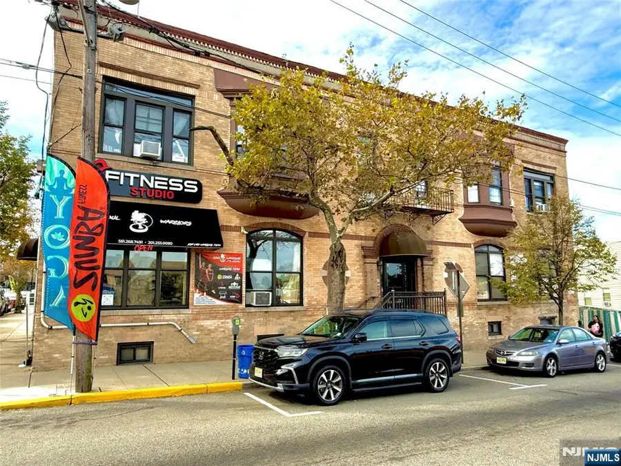 2913 Jeannette Street, Union City, NJ 07087 - Image #2