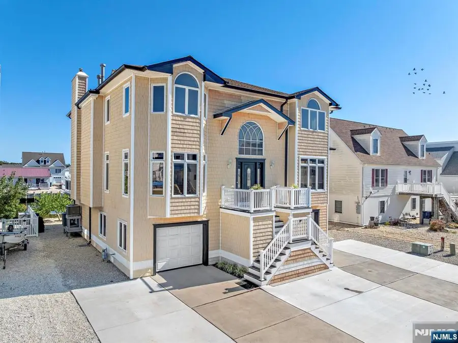 19 Maryland Road, Mystic Island, NJ 08087 - Image #3