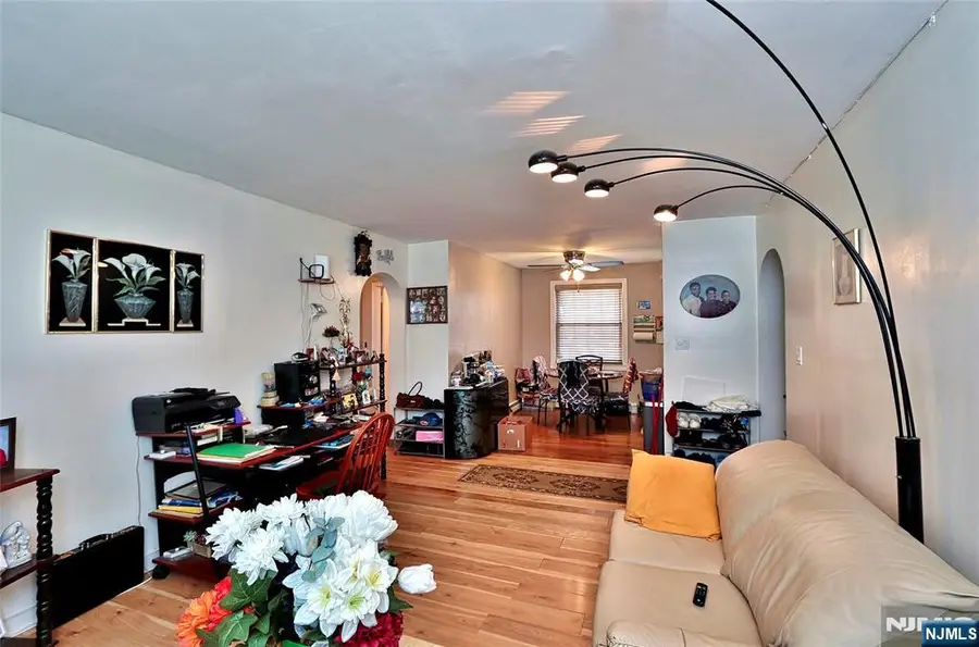 949 Front, Plainfield, NJ 07062 - Image #2