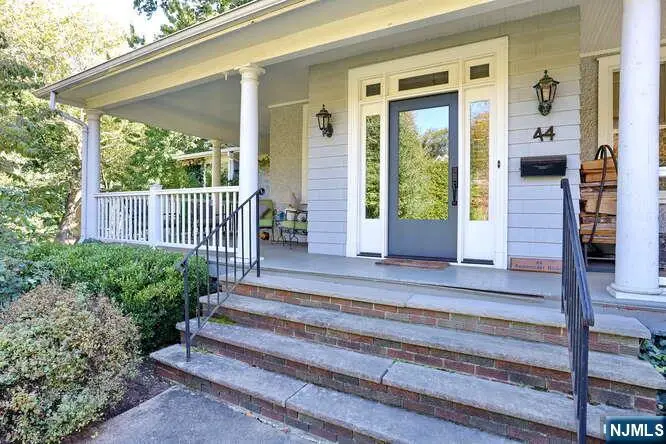 44 Fairmount Road, Ridgewood, NJ 07450 - Image #3