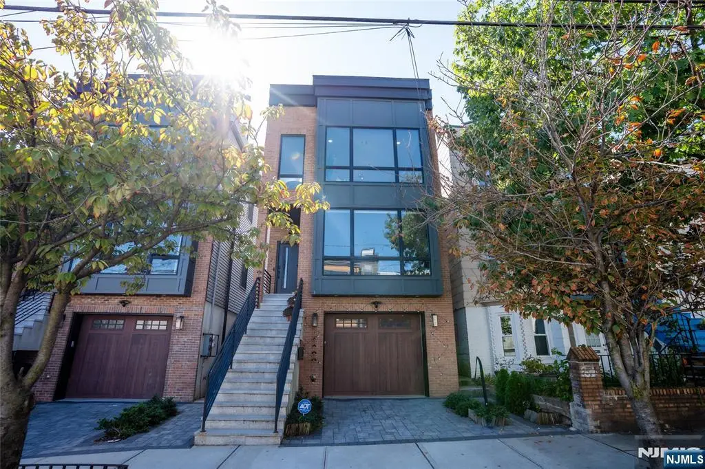 11 Irving Street 2, Jersey City, NJ 07307 - Image #1