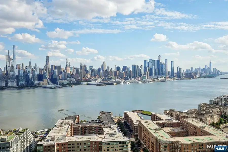 6040 Boulevard East 23 G, West New York, NJ 07093 - Image #2