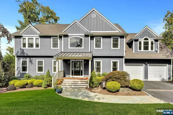 1 Todd Terrace, Wayne, NJ 07470