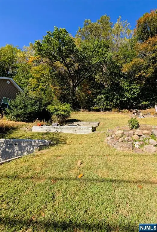 21 Thomas Street, Clifton, NJ 07013