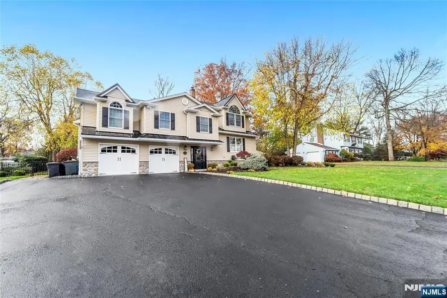 854 Cambridge Road, River Vale, NJ 07675 - Image #2