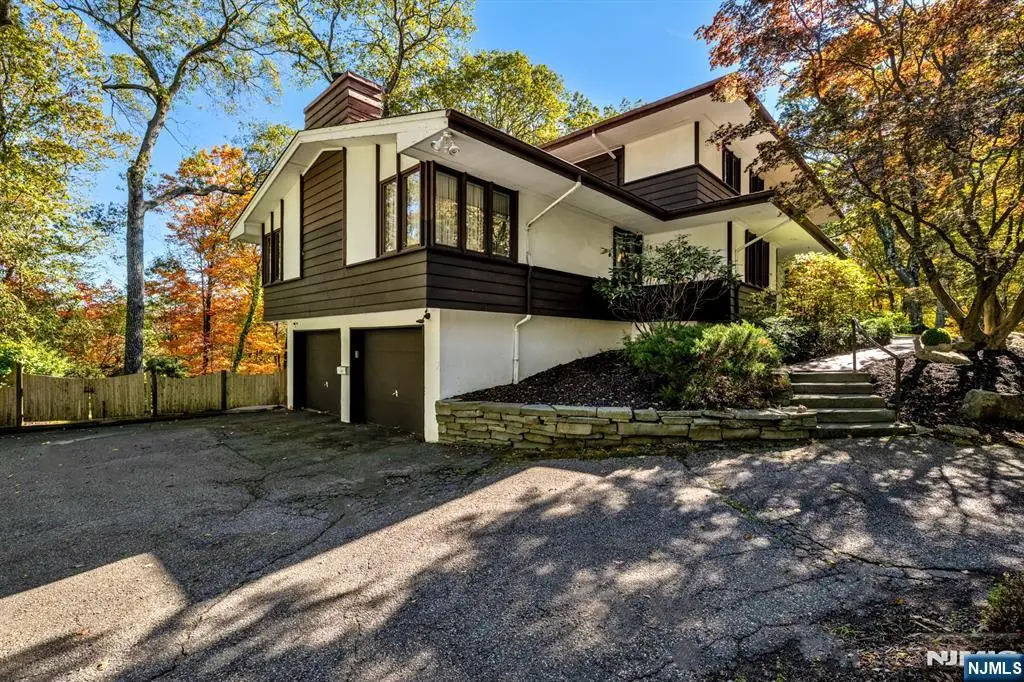 67 Fox Ledge Road, Kinnelon, NJ 07405 - Image #1