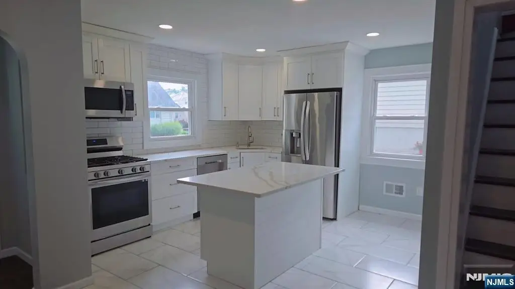 29 Stansfield Place, North Haledon, NJ 07508 - Image #1