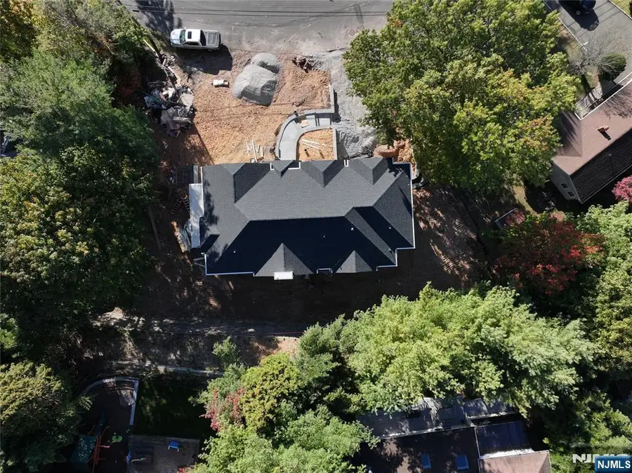 25 Macarthur Avenue, Closter, NJ 07624 - Image #2