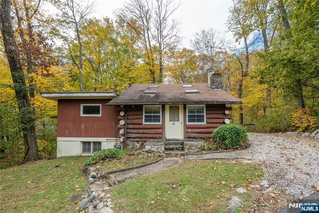 20 Torne Mountain Road, West Milford, NJ 07480 - Image #1