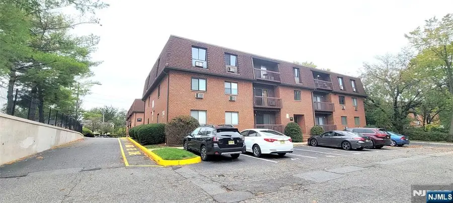 750 Mill Street D4, Belleville, NJ 07109 - Image #3