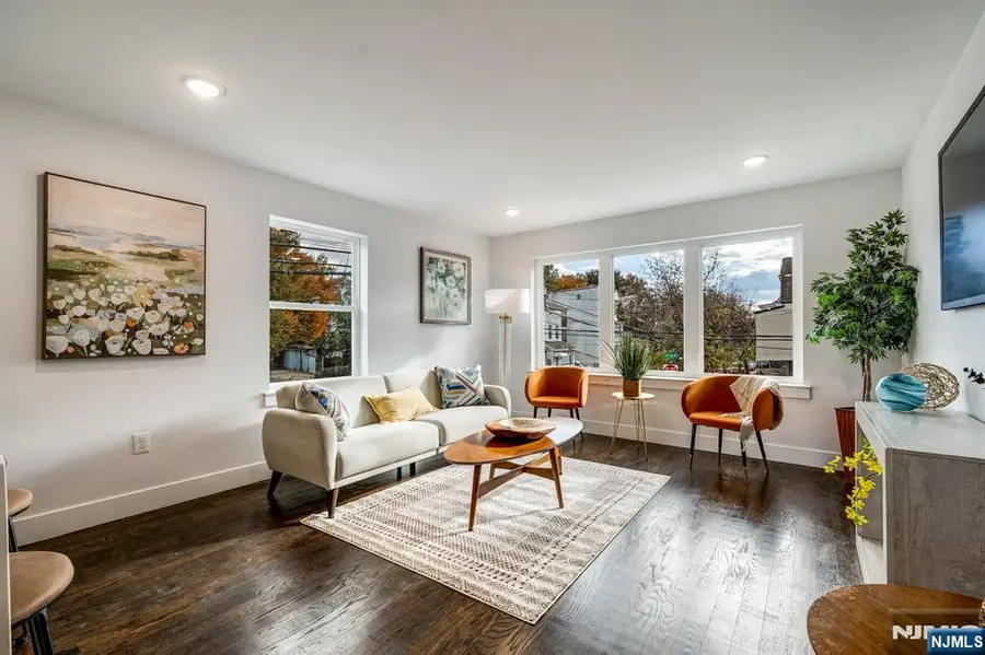 543 13th Avenue, Newark, NJ 07103 - #3