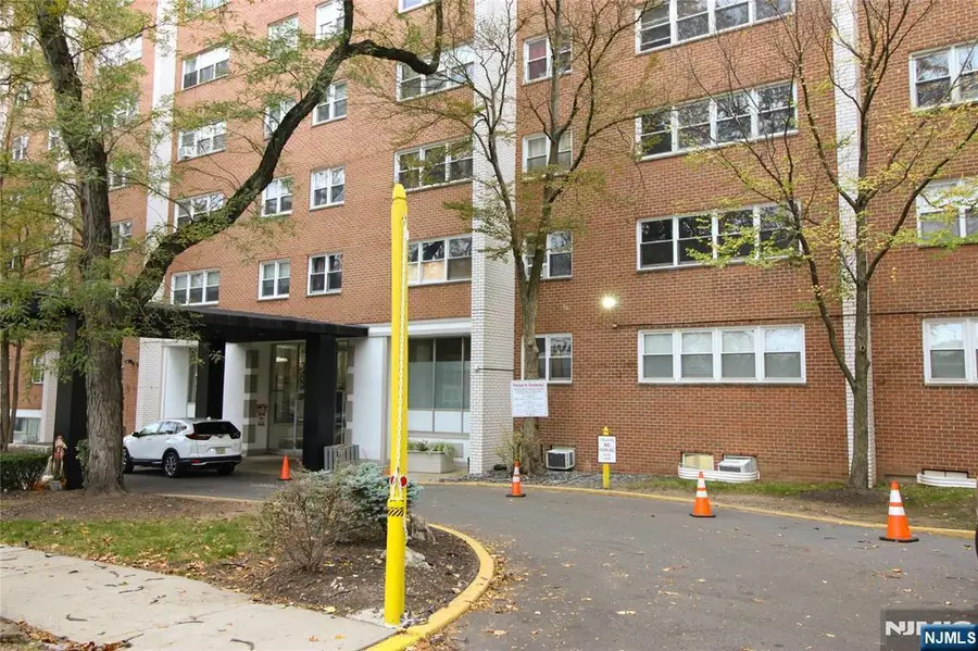 39 E 39th Street 617, Paterson, NJ 07504 - Image #3