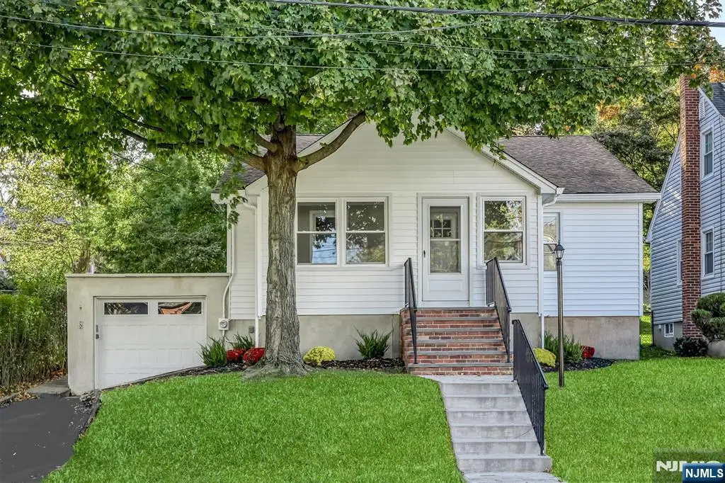 8 Parkway, Caldwell, NJ 07006 - Image #1