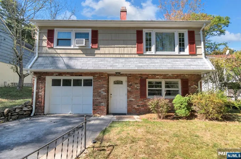 35 Smokey Ridge Road, Ringwood, NJ 07456 - Image #1