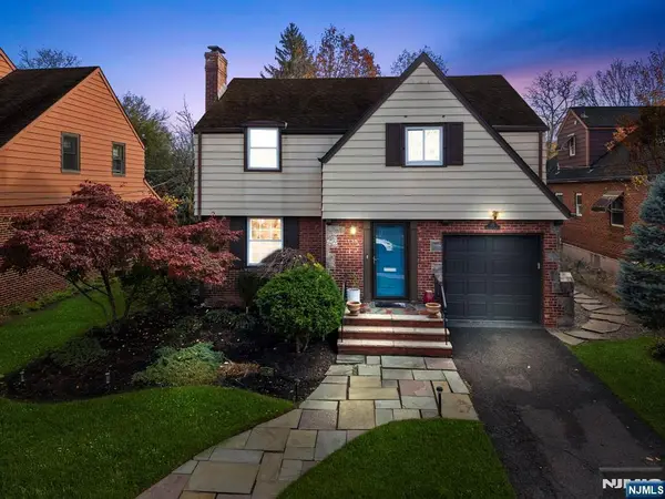 135 Hillcrest Avenue, Leonia, NJ 07605