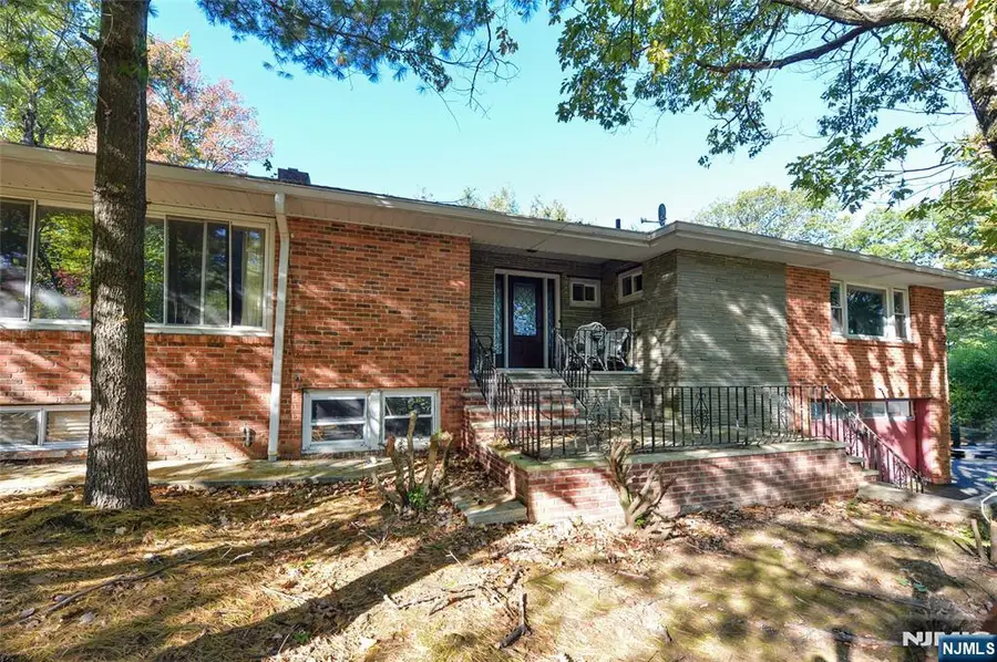 27 Edgemont, West Orange, NJ 07052 - Image #3